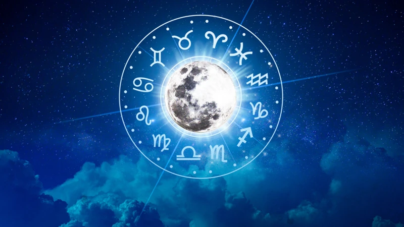 How Moon Signs Influence Emotional Connections